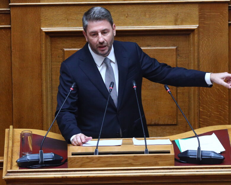 Επιστολή Ανδρουλάκη σε Κακλαμάνη: Να συγκληθεί η Ολομέλεια της Βουλής για τις εξελίξεις στη Γάζα
