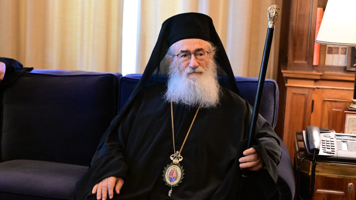 Ο Αρχιεπίσκοπος και ηγούμενος της ιεράς μονής Αγίας Αικατερίνης Όρους Σινά, Δαμιανός