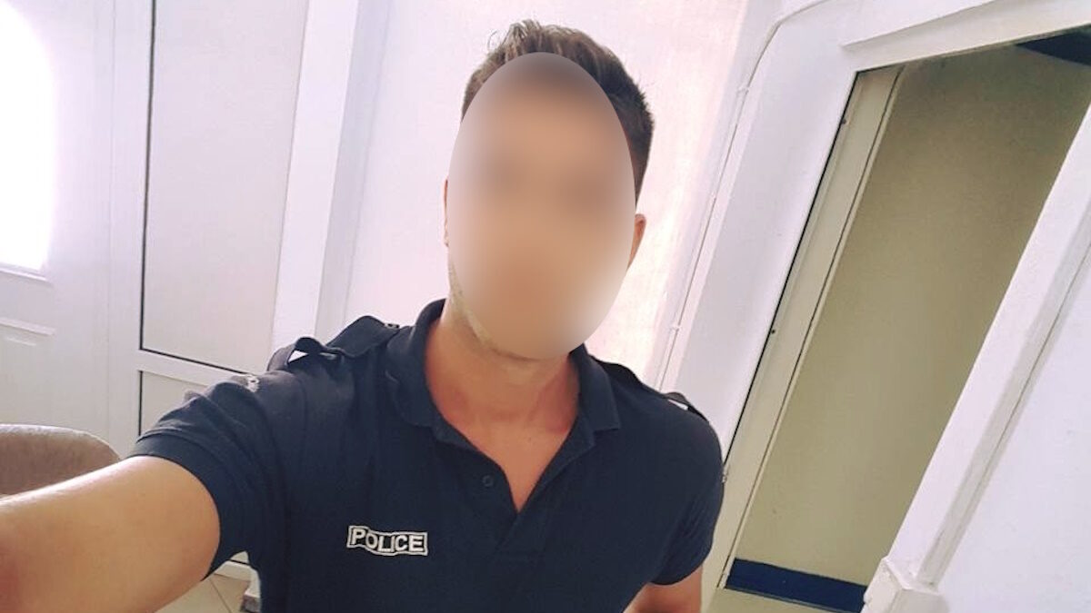 Πρώην αστυνομικός και TikToker
