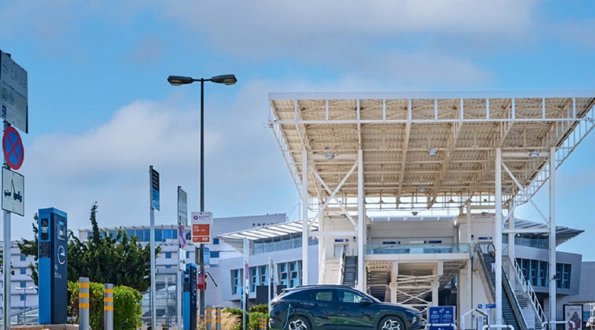 athens-airoport-electric-charge