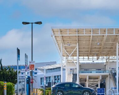 athens-airoport-electric-charge