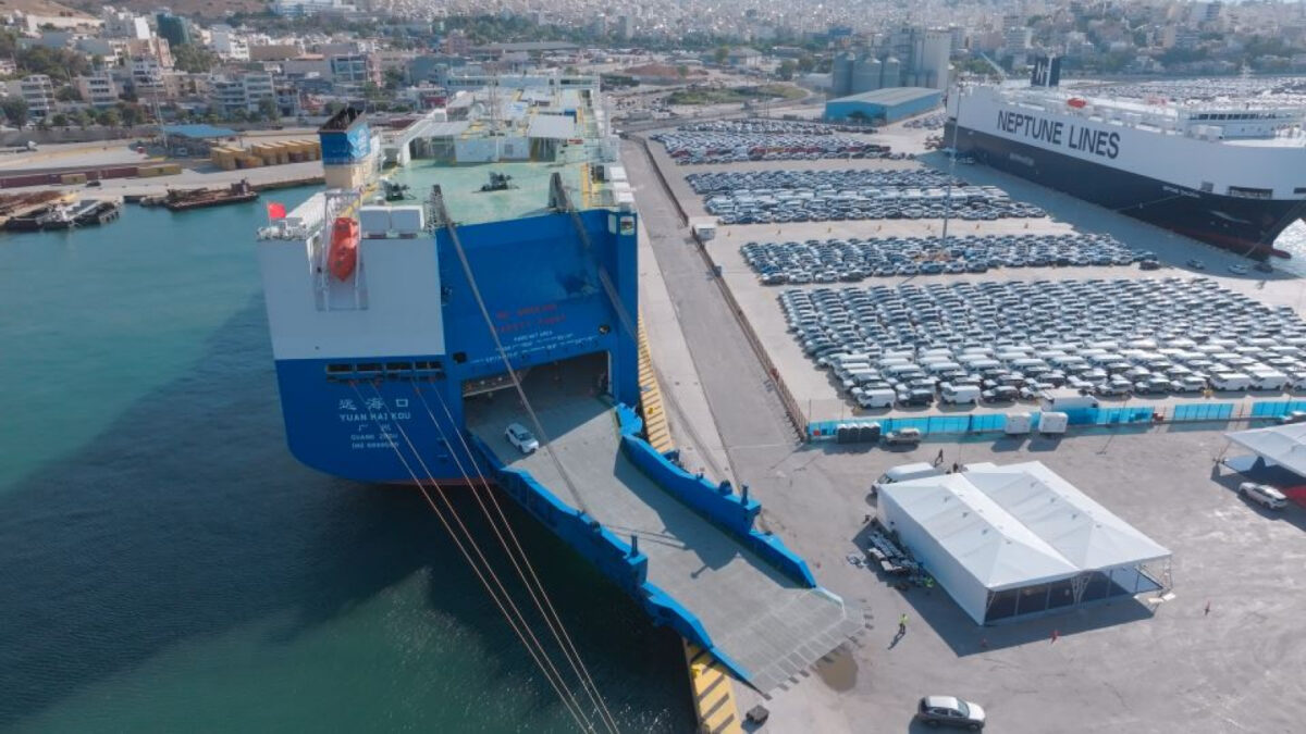 cosco-peiraias-port