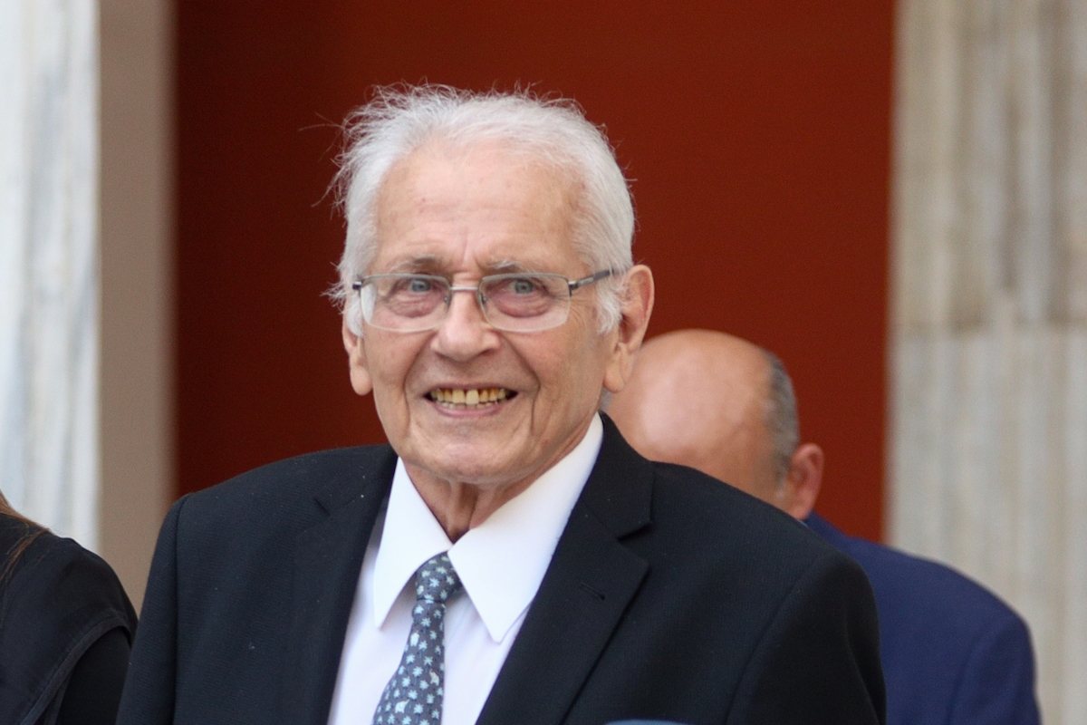 Δημήτρης Κωνσταντάρας