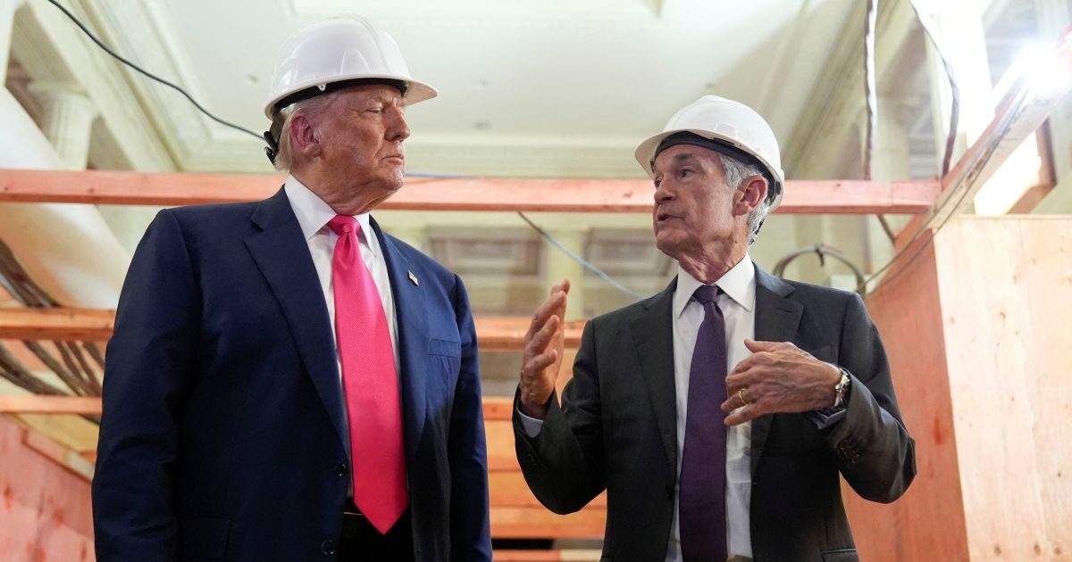 Trump: “Powell is hitting the housing market – it’s time for a large interest rate reduction”