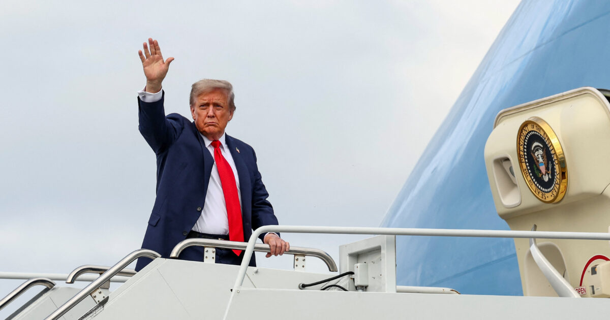 Financial Times: Trump was ridiculed by the meeting with Putin in Alaska