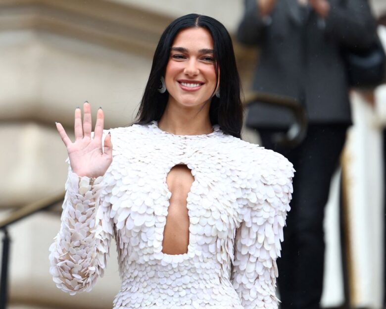 Η Dua Lipa έλαβε την κοσοβάρικη υπηκοόητα και είναι γεμάτη «ευγνωμοσύνη»
