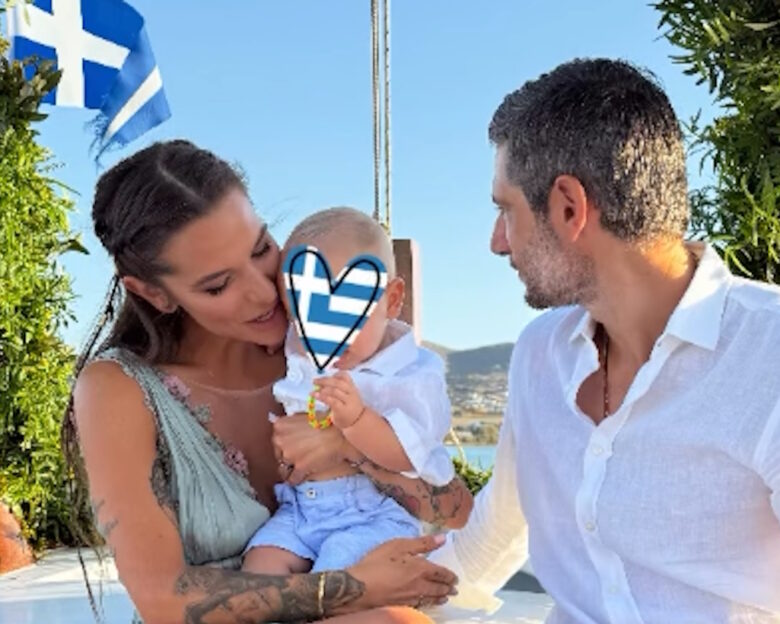Εριέττα Κούρκουλου και Βύρων Βασιλειάδης βάφτισαν τον μικρότερο γιο τους – Οι πρώτες εικόνες