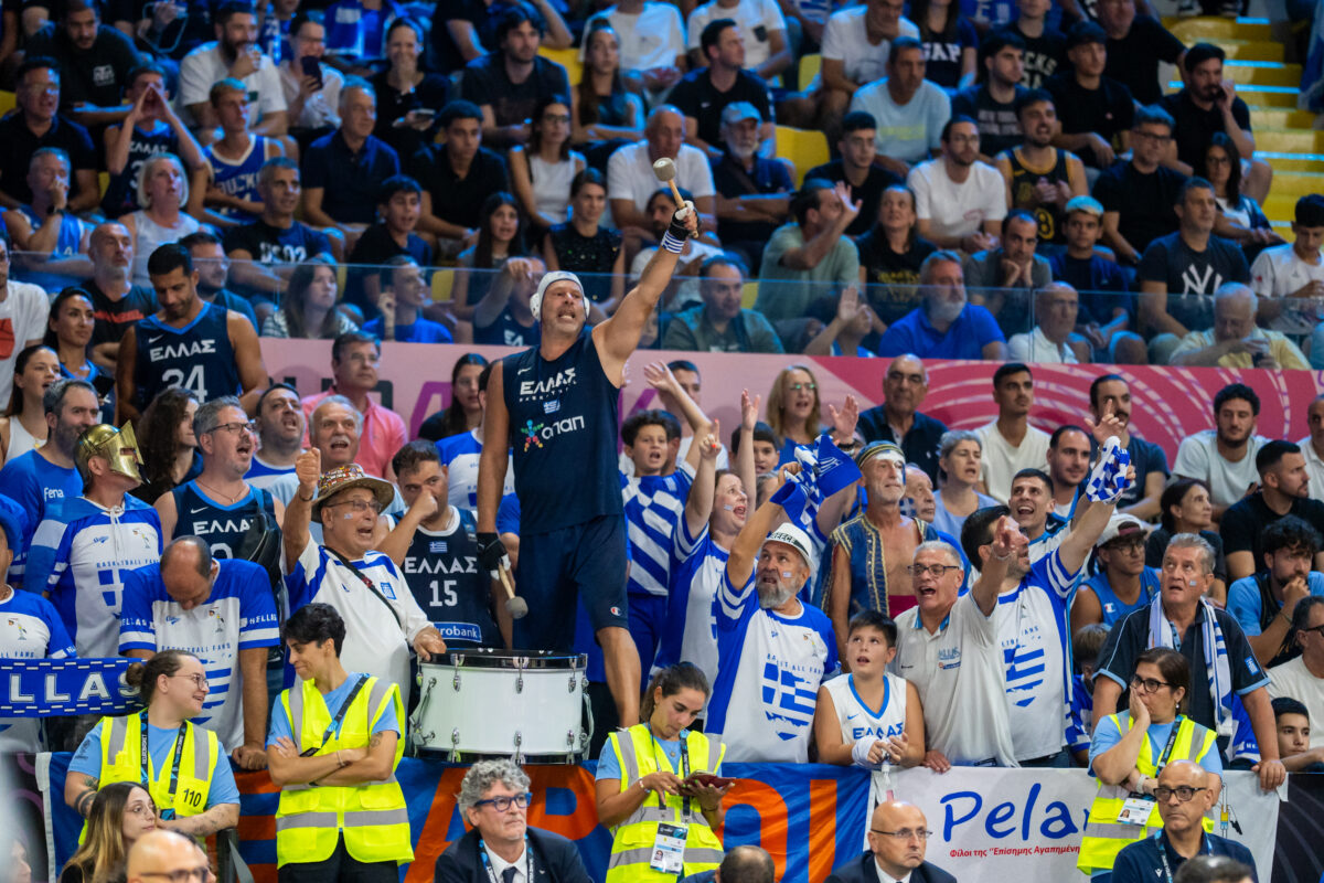 ΑΝΑΣΤΑΣΙΑ ΚΑΡΕΚΛΑ