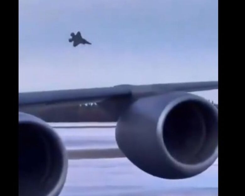 Πιλότος F-35 έκανε 50λεπτη τηλεδιάσκεψη εν πτήσει με μηχανικούς πριν το μαχητικό συντριβεί στην Αλάσκα – Δείτε το βίντεο