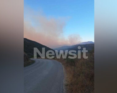 Η φωτιά που περικυκλώνει την Φιλιππιάδα