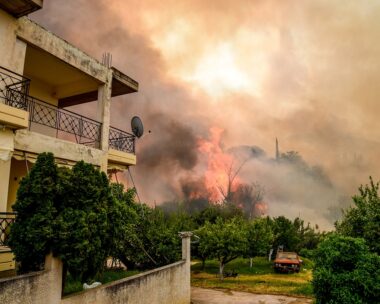 Δεύτερη ημέρα της πυρκαγιάς στην Αχαΐα, Τετάρτη 13 Αυγούστου 2025. Για την κατάσβεση επιχειρούν πολύ ισχυρές επίγειες δυνάμεις, ενώ από το πρωί επιχειρούν από αέρος 7 αεροσκάφη και 5 ελικόπτερα. 
(EUROKINISSI)