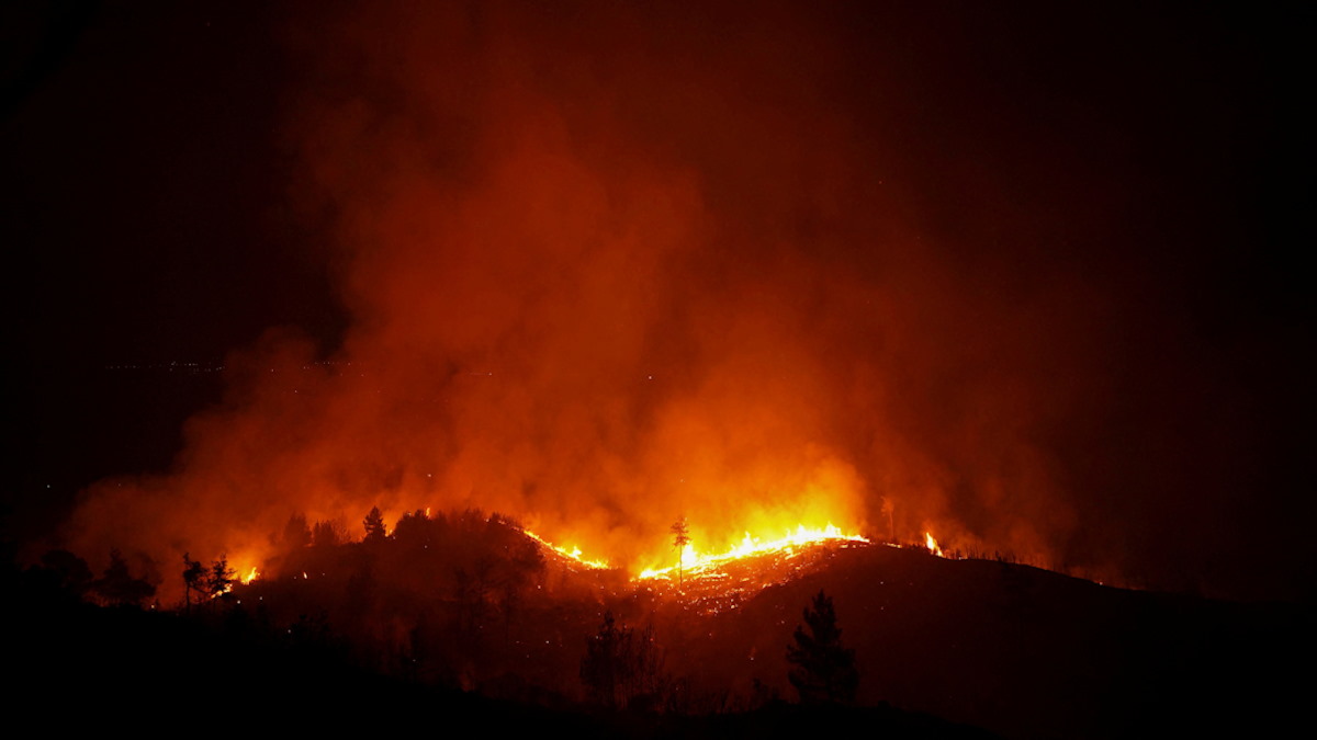 Εικόνα φωτιάς / REUTERS/Karam al-Masri