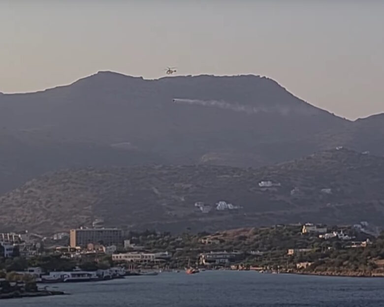 Φωτιά στη Νεάπολη Λασιθίου – Σηκώθηκαν 2 ελικόπτερα, βίντεο από την κατάσβεση