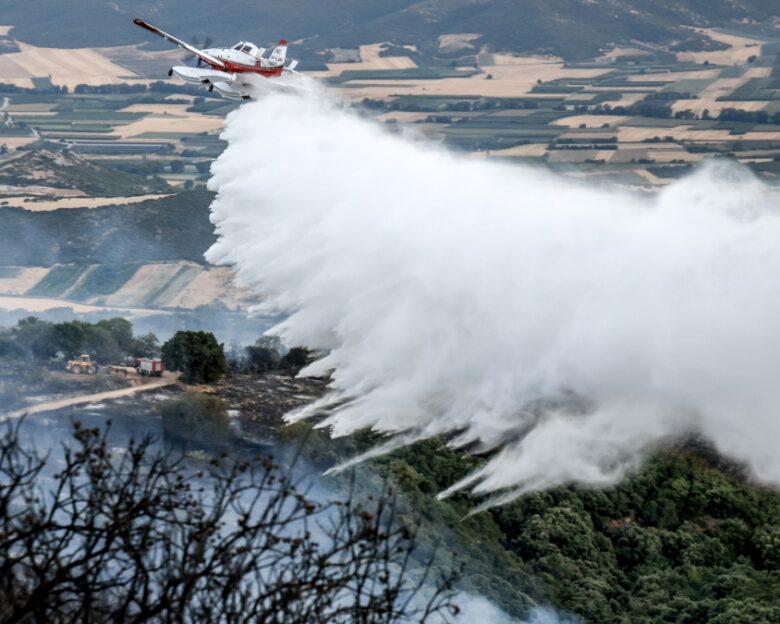 Φωτιά στην Θεσπρωτία στην περιοχή Φιλιάτες: Μήνυμα του 112 ώστε να παραμείνουν οι κάτοικοι σε ετοιμότητα