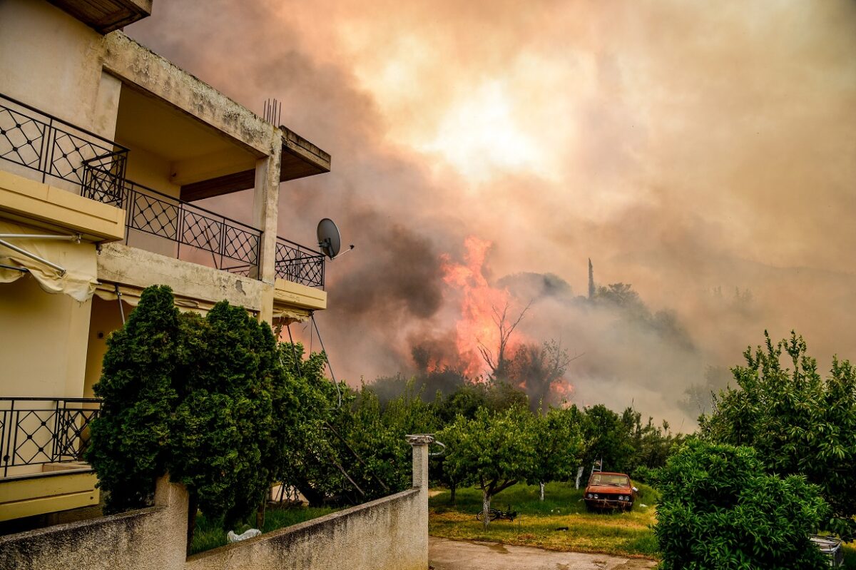 Φωτιά στην Πάτρα