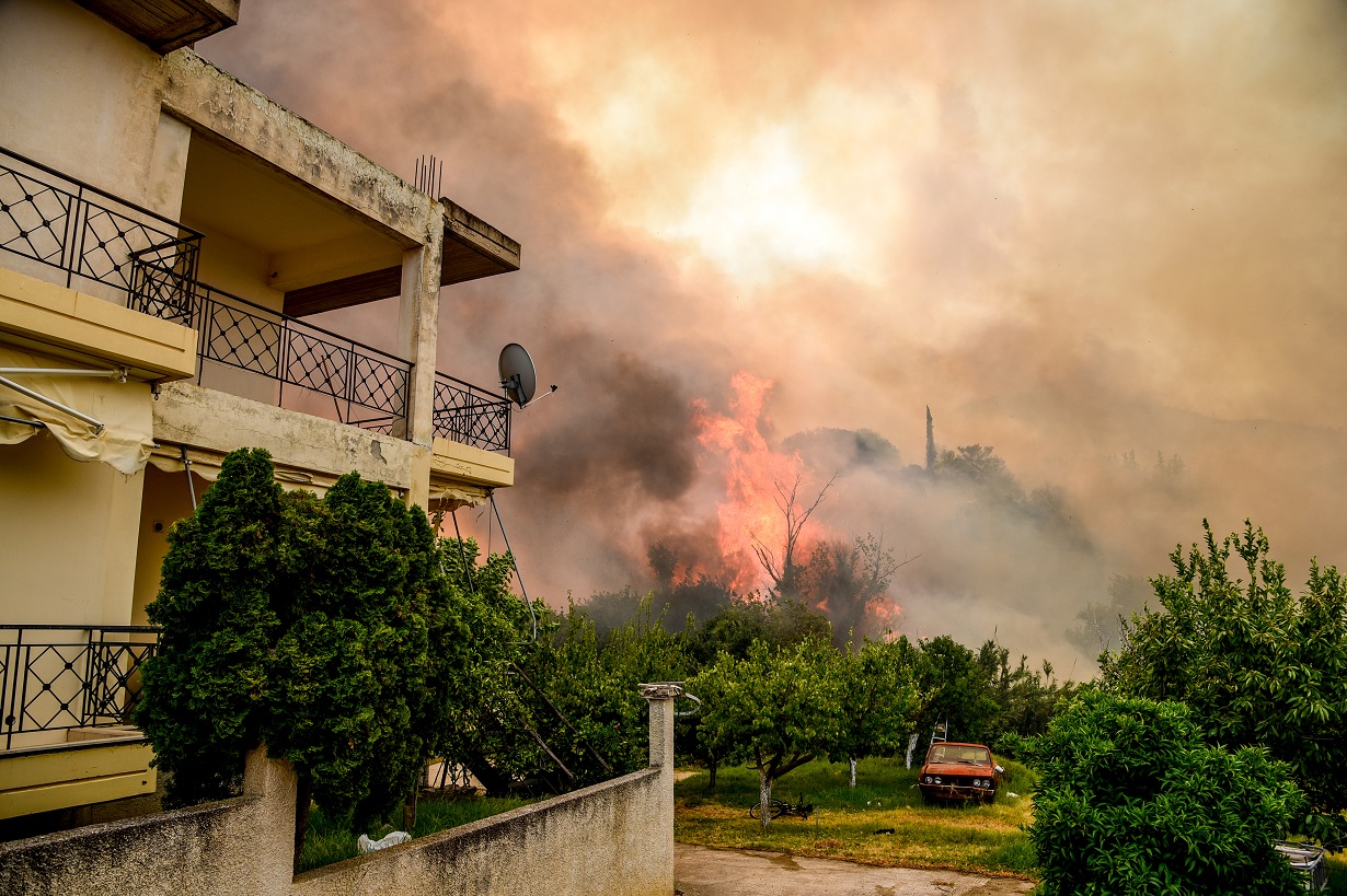 Φωτιά στην Πάτρα