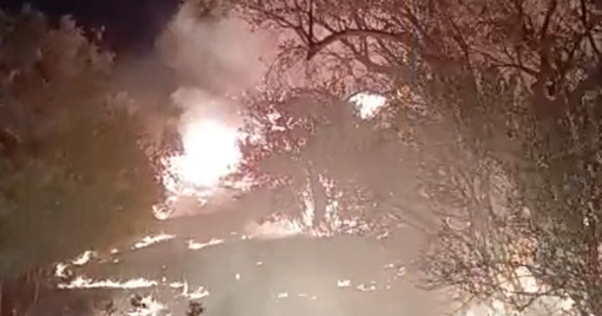 Fire in Salamis: “Some had a feast and threw fireworks” – Flames arrived near homes