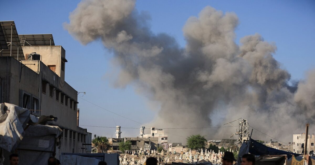 Israel launched attacks on military targets near Damascus