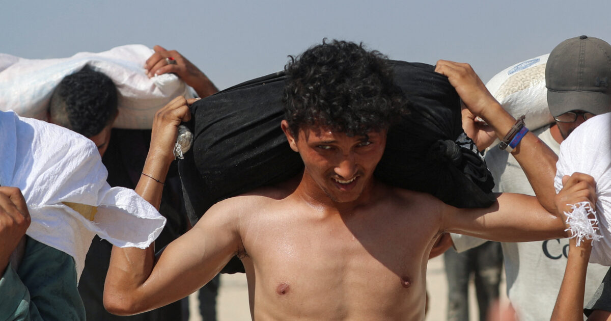 Gaza Strip: Health authorities announced six dead in starvation and dozens of others from Israeli fire