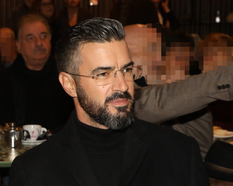 Ο Γιάννης Τσιμιτσέλης συγκινεί με την δημοσίευση για τον πατέρα του – «Πάνε τώρα 13 χρόνια»