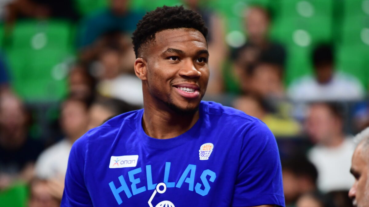 O Γιάννης Αντετοκούνμπο