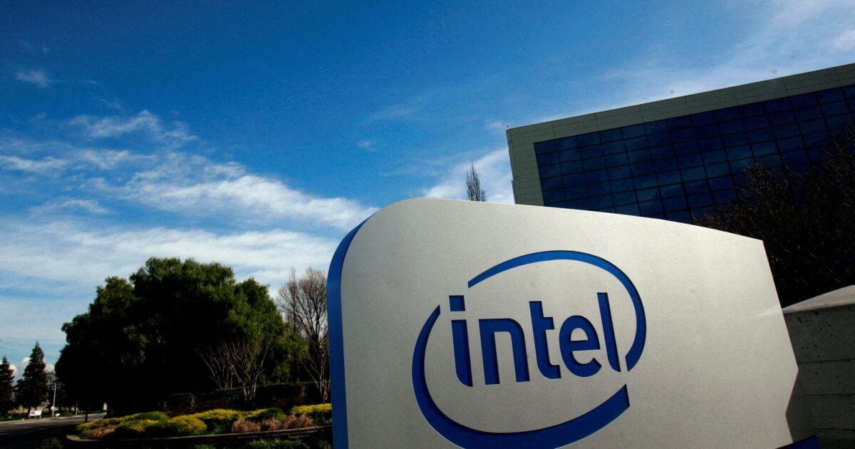 Trump government is in talks to acquire 10% share in Intel
