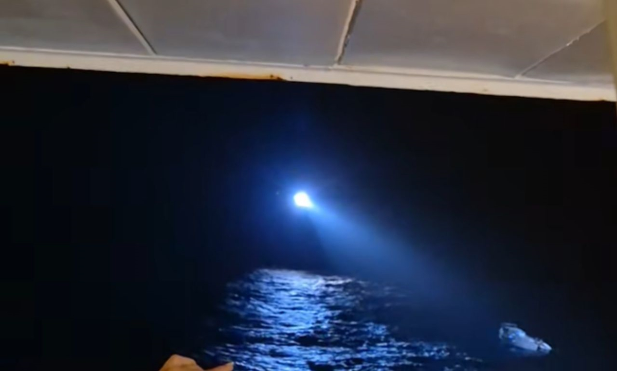 Ιστιοφόρο σε κίνδυνο