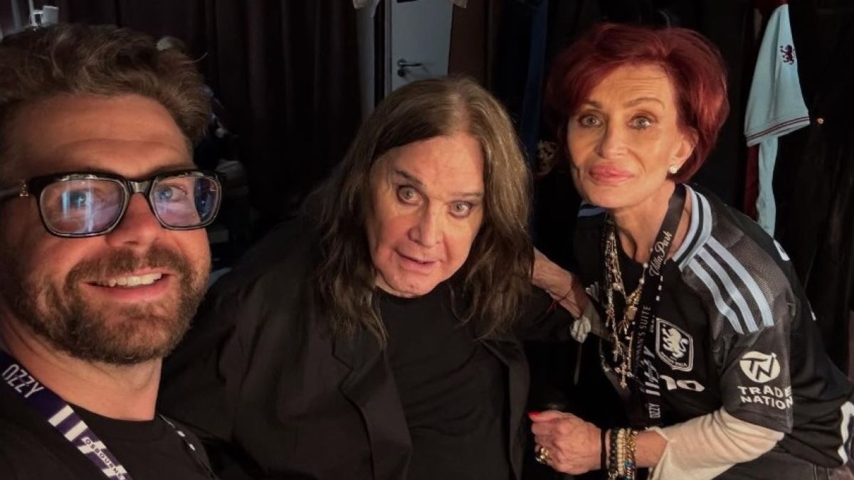 Ο Jack Osbourne (αριστερά) με τους γονείς του, Ozzy και Sharon