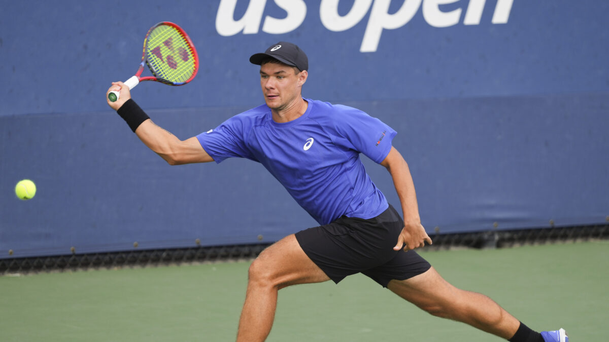 Ο Κάμιλ Μάιρζακ σε αγώνα του στο US Open (AP Photo