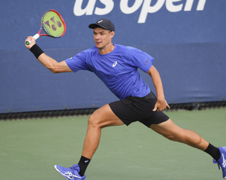 US Open: Σάλος με CEO εταιρείας που «έκλεψε» από παιδάκι ένα υπογεγραμμένο καπέλο του Κάμιλ Μάιρζακ