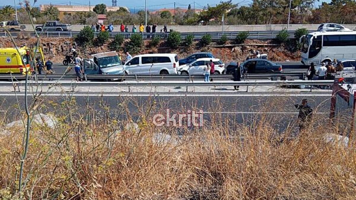 Καραμπόλα στον ΒΟΑΚ