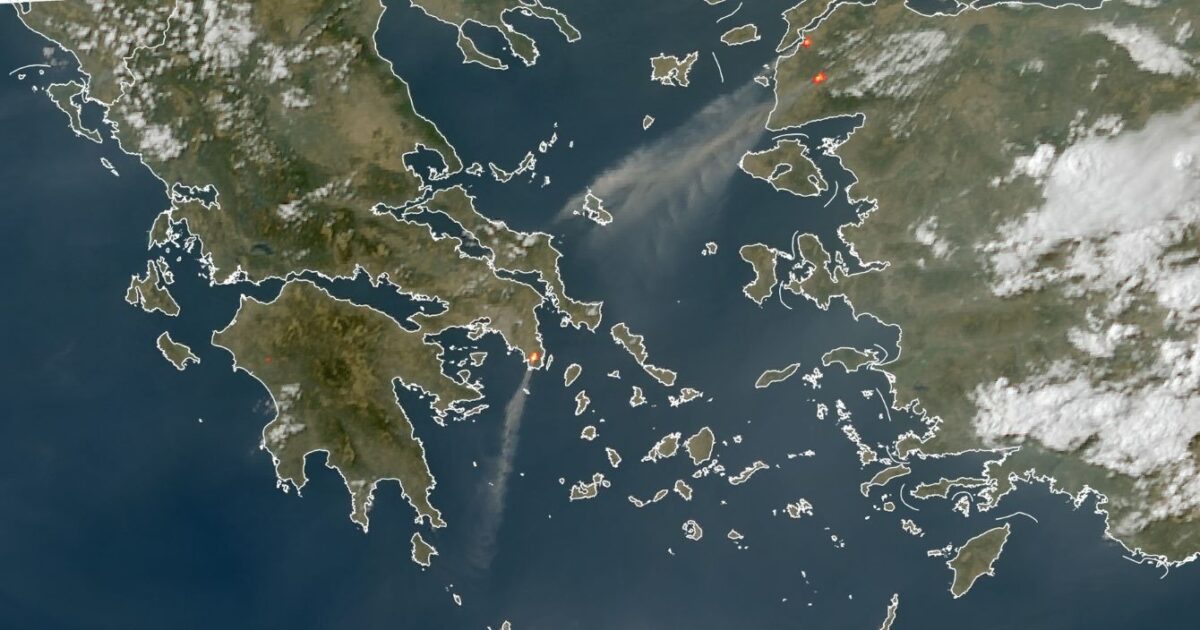 Tobacco from the fire in Keratea and Turkey arrived in Skyros and Antikythera