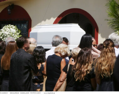 Σο λευκό φέρετρο η σορός της Αλεξάνδρας Νικολαΐδου