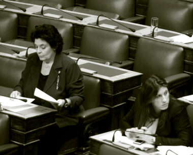 Λιάνα Κανέλλη και Ζωή Κωνσταντοπούλου