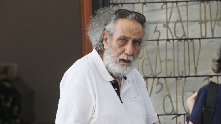 Ο Κώστας Αρζόγλου