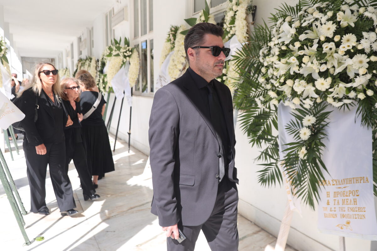Κηδεία του Δημήτρη Κωνσταντάρα