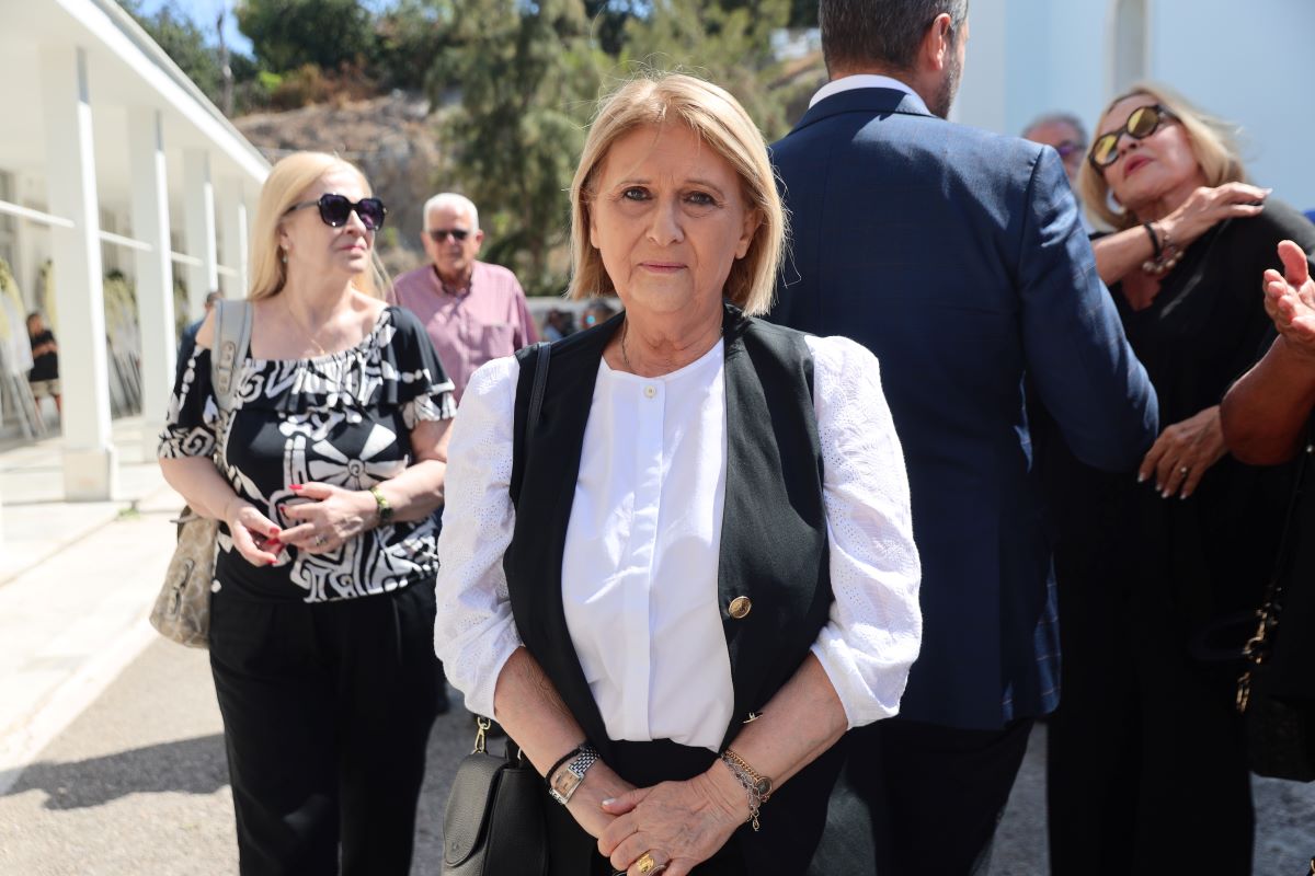 Κηδεία Δημήτρη Κωνσταντάρα