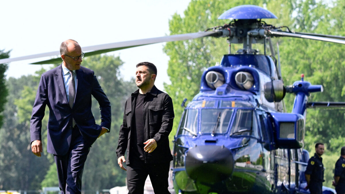 Ο Πρόεδρος της Ουκρανίας Βολοντίμιρ Ζελένσκι και ο Γερμανός Καγκελάριος Φρίντριχ Μερτς