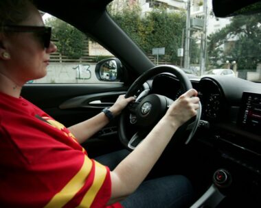 Ενσυνείδητη οδήγηση για λιγότερα τροχαία