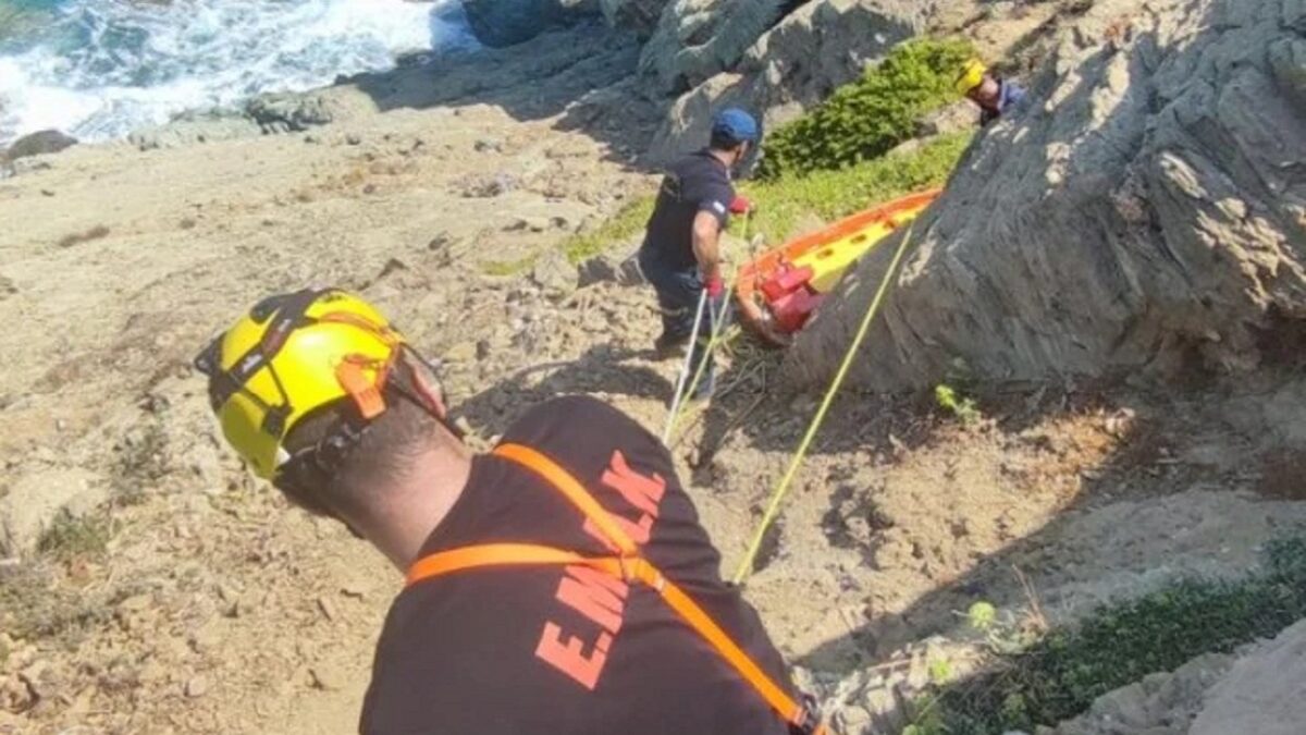 Εργαζόμενος έπεσε σε γκρεμό (neakriti.gr)