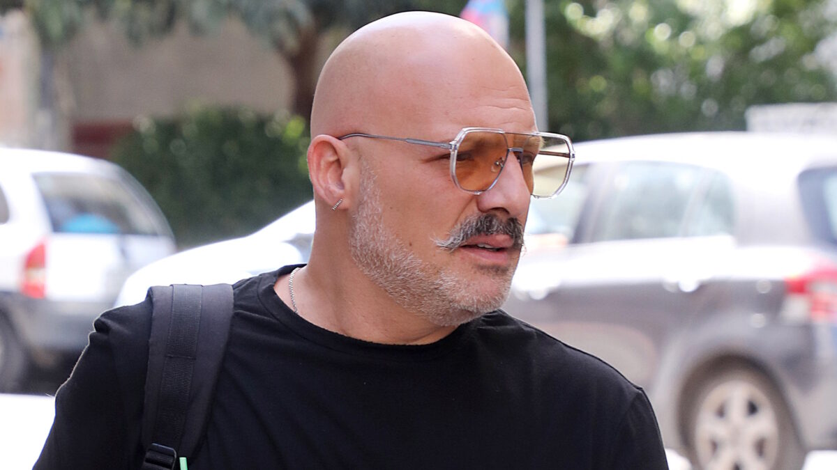 Νίκος Μουτσινάς