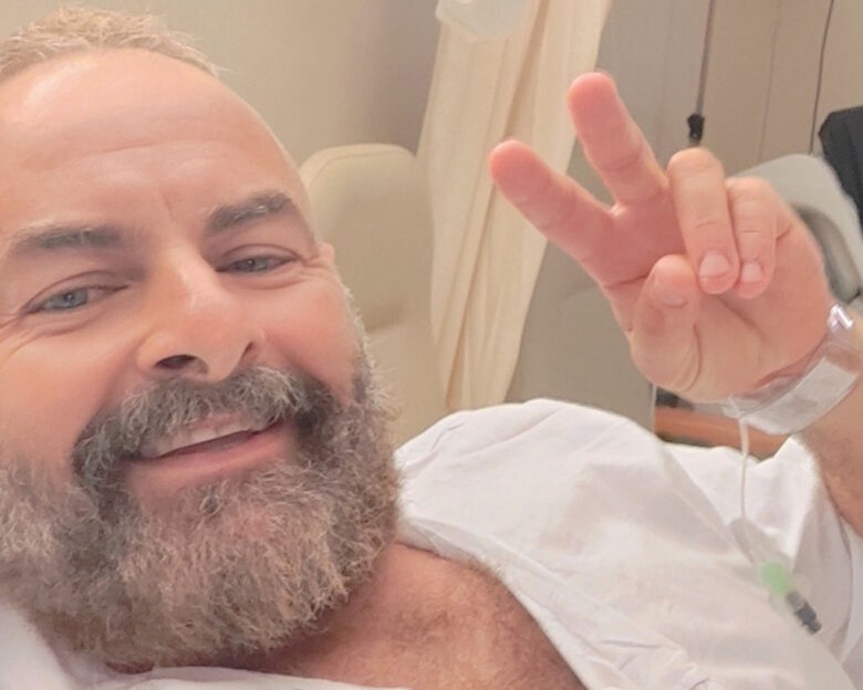 Στο νοσοκομείο ο δημοσιογράφος Νίκος Νικόλιζας: Η συγκινητική ανάρτηση από το Ωνάσειο και το δημόσιο «ευχαριστώ»