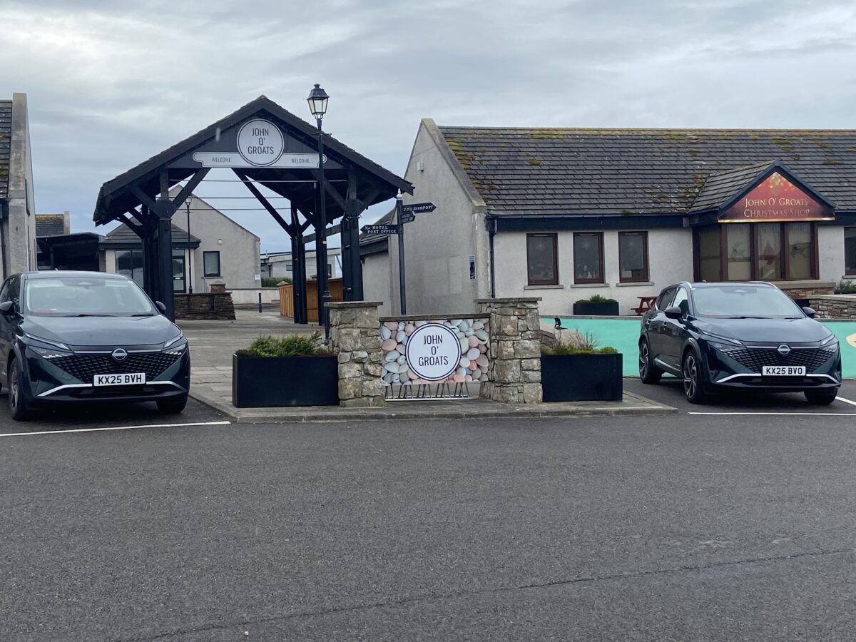 Nissan Qashqai e-POWER drives from Land’s End to John O’Groa