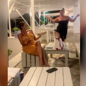 Δανάη Μπάρκα / Νόνη Δούνια