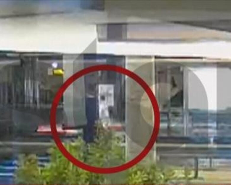 Παλαιό Φάληρο: Νέα ντοκουμέντα για το θρίλερ με το νεκρό κοριτσάκι – Η στιγμή που η γυναίκα πετά το καροτσάκι
