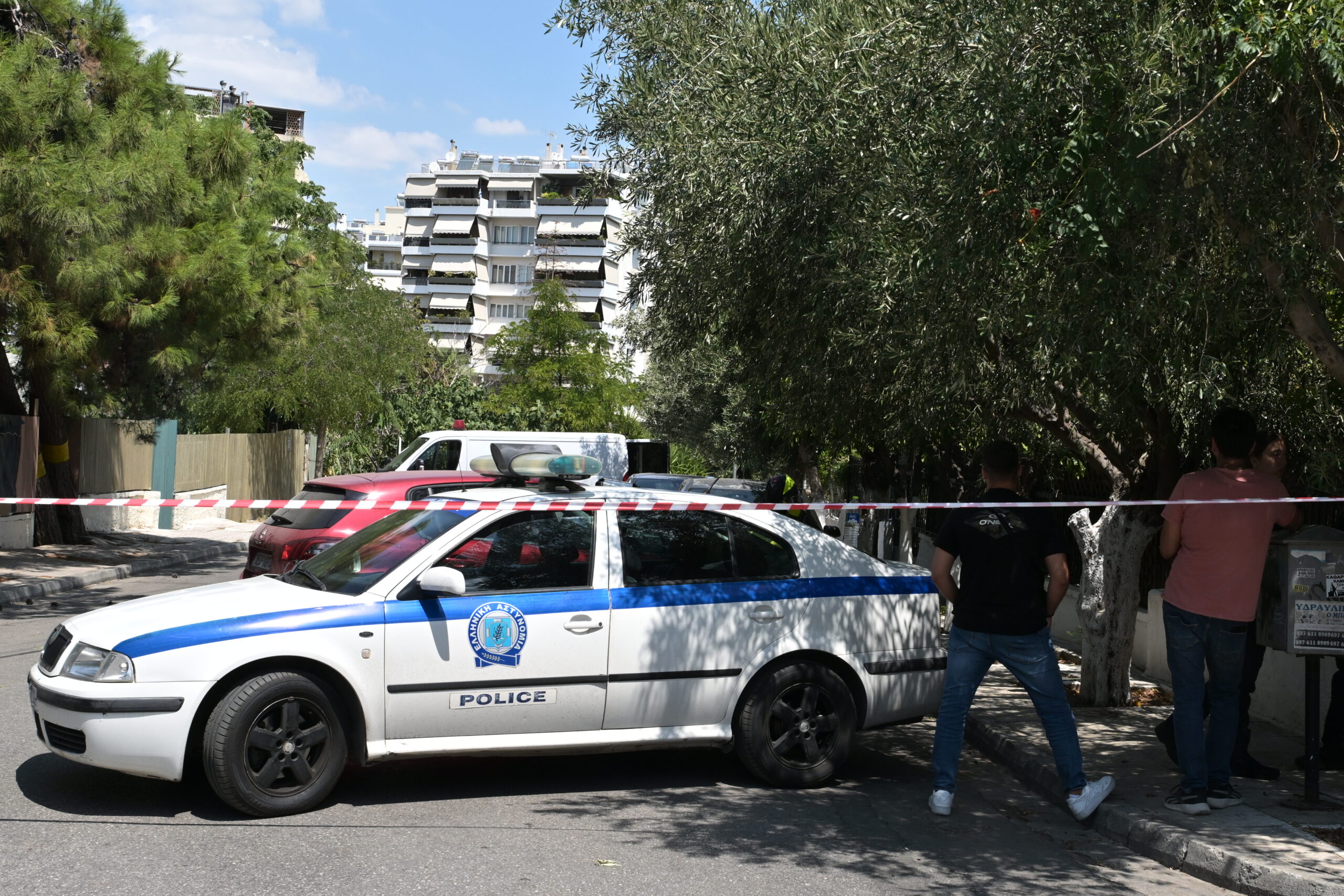 Η αστυνομία απέκλεισε την περιοχή που βρέθηκε το βλήμα στο Παλαιό Φάληρο