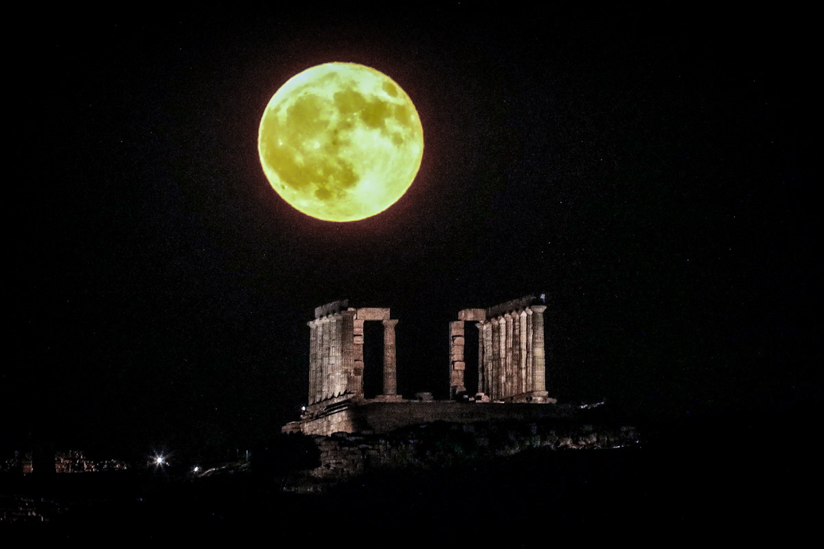 Η Πανσέληνος του Αυγούστου στο Σούνιο