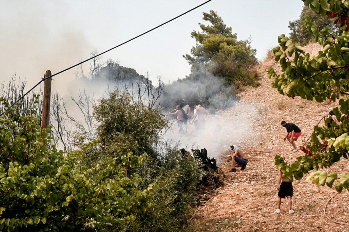 Φωτιά στην Πάτρα