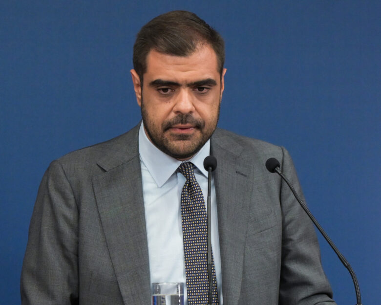 Μαρινάκης: Η Ελλάδα δεν θα στείλει στρατεύματα στην Ουκρανία