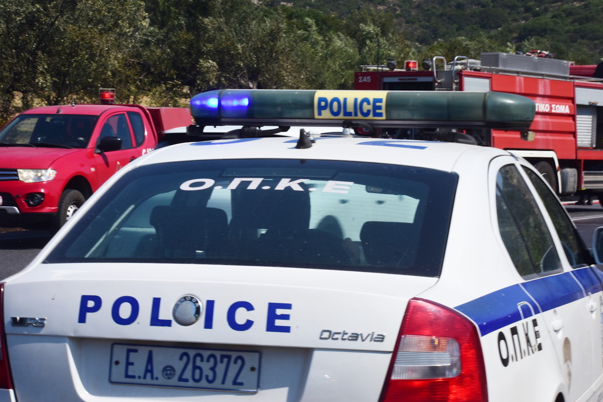 Περιπολικό σε σημείο πυρκαγιάς